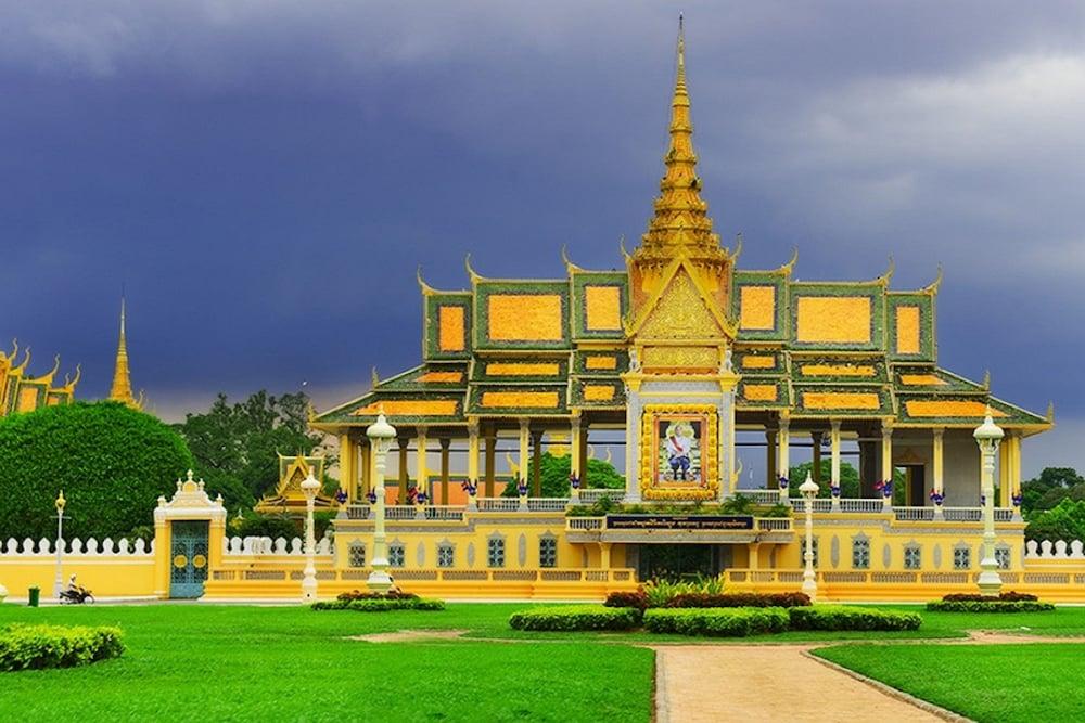 Eman Bkk Hotel Phnom Penh Exterior foto